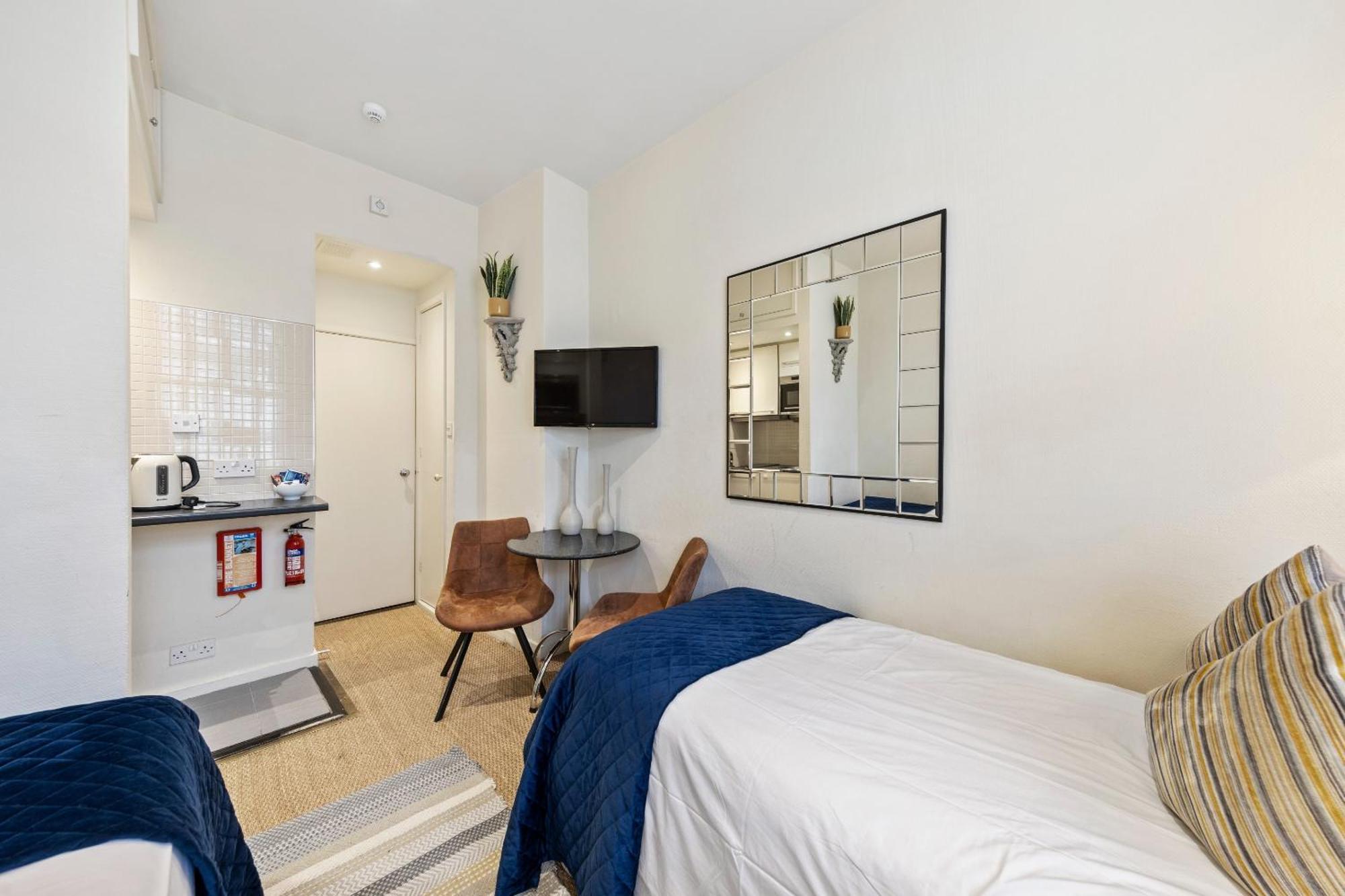 Vancouver Hotel And Studios London Phòng bức ảnh
