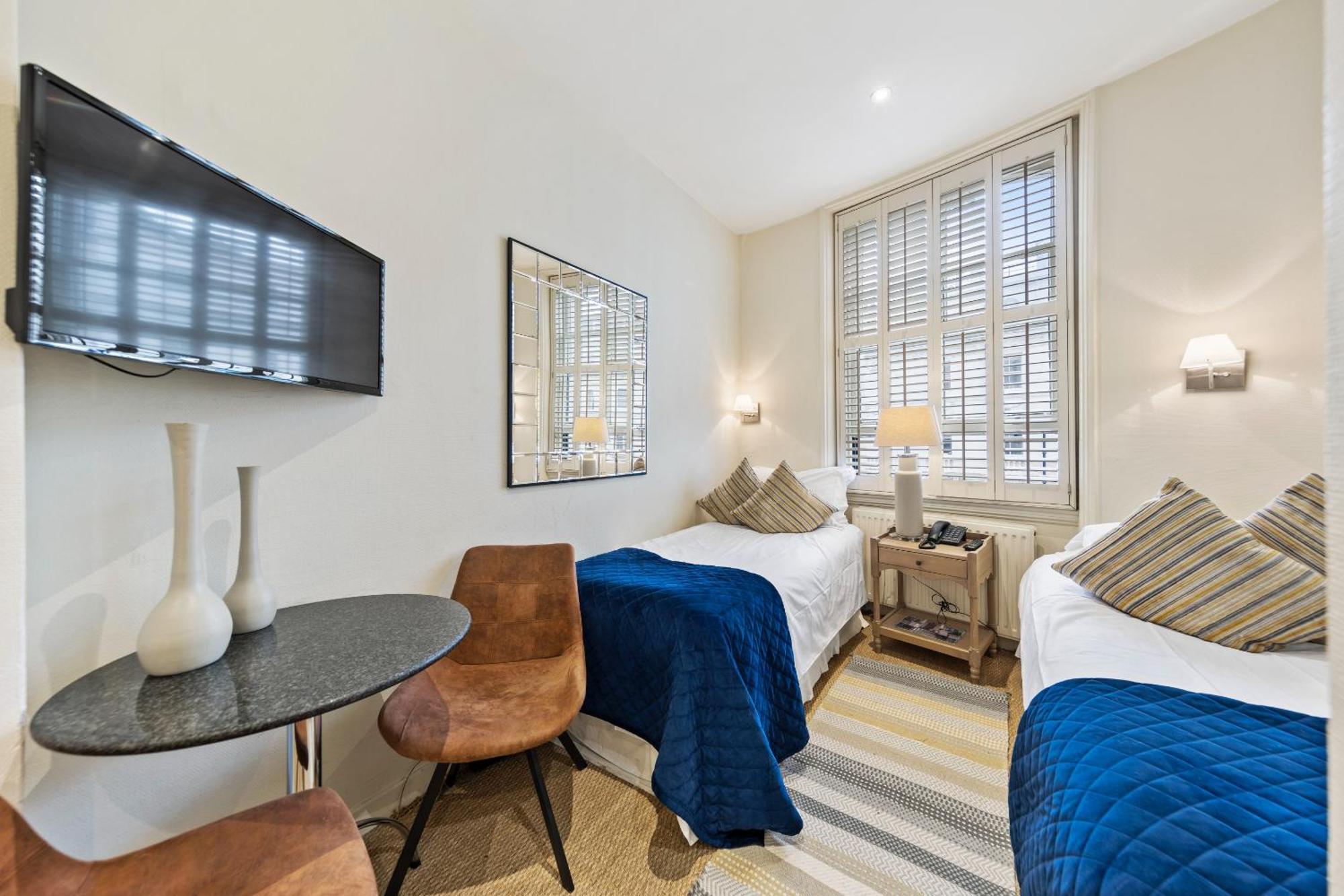 Vancouver Hotel And Studios London Phòng bức ảnh